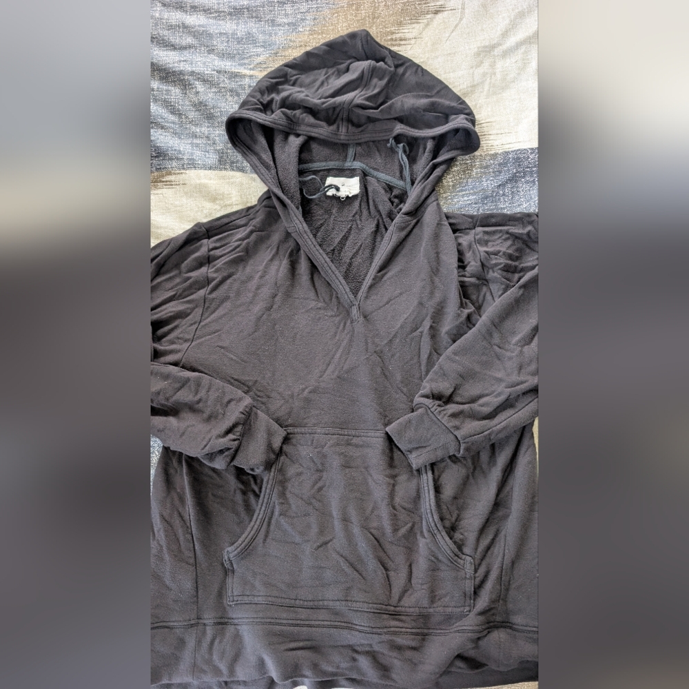 black Hooded Sweater